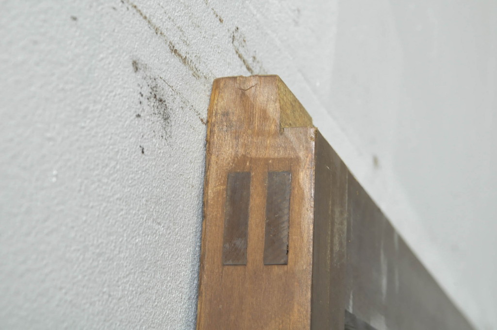 アンティーク建具　レトロな空間作りにおすすめなモールガラス入りガラス戸(引き戸)(R-076330)