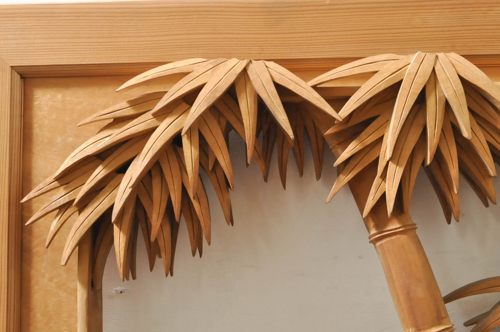 ビンテージ建具　井波彫刻　吉田信久作　躍動感ある虎(トラ)と竹林が美しい両面彫刻欄間2枚セット(明かり取り、明り取り、ヴィンテージ)(R-076353)