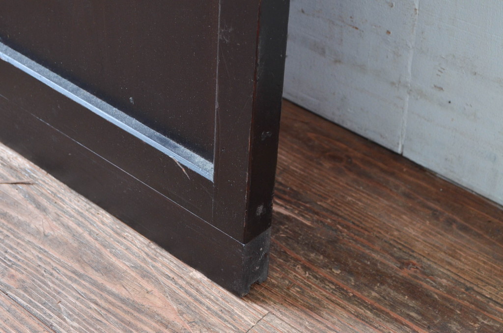 アンティーク建具　アクリル板入り　和モダンテイストのお部屋に取り入れたい格子帯戸1枚(引き戸、格子戸、板戸)(R-081066)