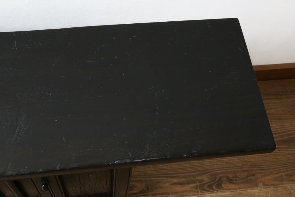 アンティーク家具　李朝家具　アジアンテイストの空間づくりにおすすめなローボード(収納棚、戸棚、テレビ台、テレビボード、リビングボード、花台、飾り台、ベンチ)(R-080415)