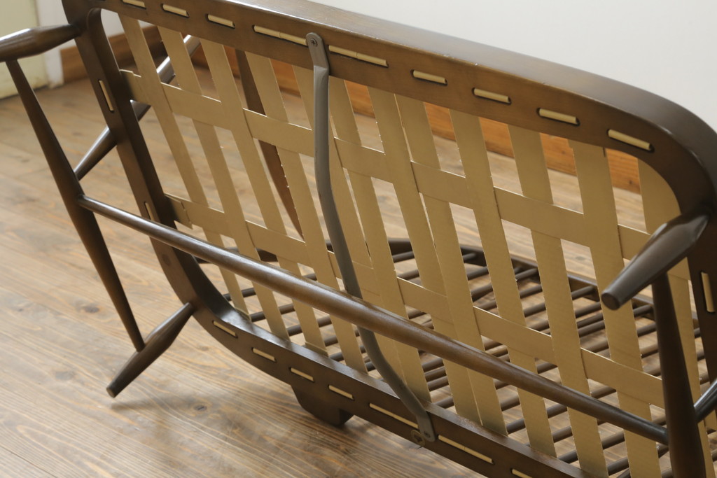 中古　美品!!　ERCOL(アーコール)　ボタニカル柄のファブリックが上品な2人掛けソファ(アームソファ、2Pソファ、二人掛け、英国、北欧)(R-075022)