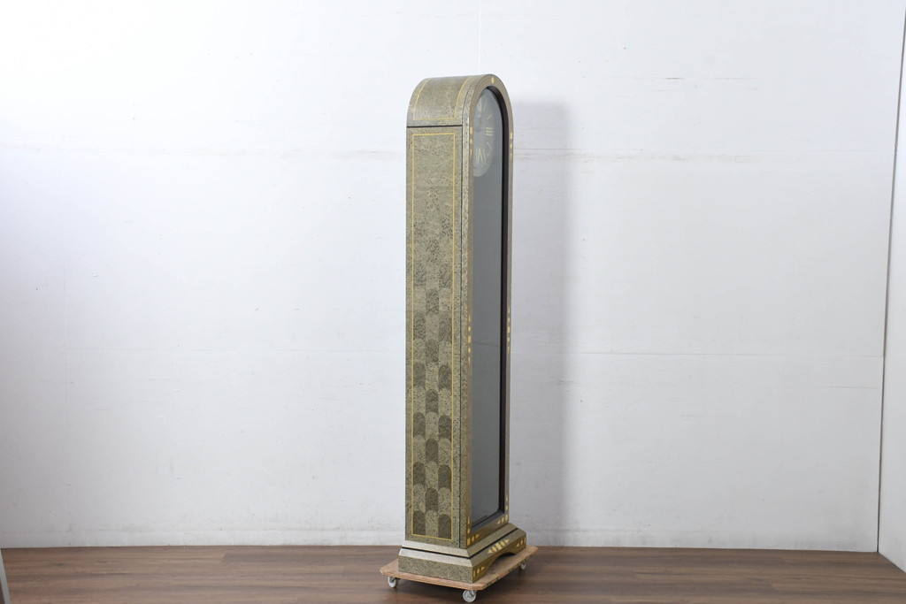 中古　美品　ARTEM(アルテム)社製　Diamantini Domeniconi(ディアマンティーニ　ドメニコーニ)　バーズアイメープル　端正な作りの真鍮(しんちゅう)象嵌入りホールクロック(時計台、振り子時計、ディスプレイ)(定価約50万円)(R-082157)