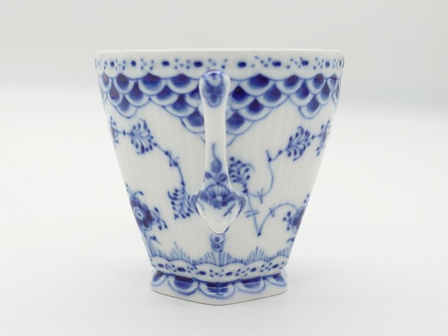 デンマーク　ROYAL　COPENHAGEN(ロイヤルコペンハーゲン)　ブルーフルーテッド　フルレース　コーヒーカップ&ソーサー3客セット(定価165000円)(洋食器)(R-062596)