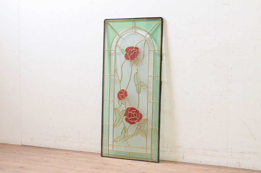 未使用品　窓辺の蔓薔薇(まどべのつるばら)　デットストック品のステンドグラス(建具、ドア、窓、照明、衝い立て、衝立、つい立て)(定価約12万円)(R-072999)