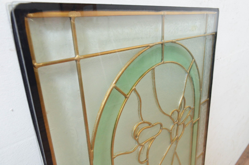 未使用品　湖の菖蒲(みずうみのあやめ)　デットストック品のステンドグラス(建具、ドア、窓、照明、衝い立て、衝立、つい立て)(定価約12万円)(R-073000)