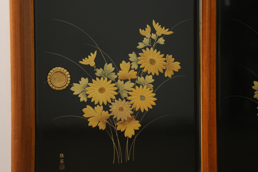 和製ビンテージ　高級工芸家具　蒔絵師　長谷川雅英　欅(ケヤキ)材　六尺　気品溢れる蒔絵や金具が美しい茶箪笥(キャビネット、茶棚、食器棚、収納棚、ヴィンテージ)(R-060821)