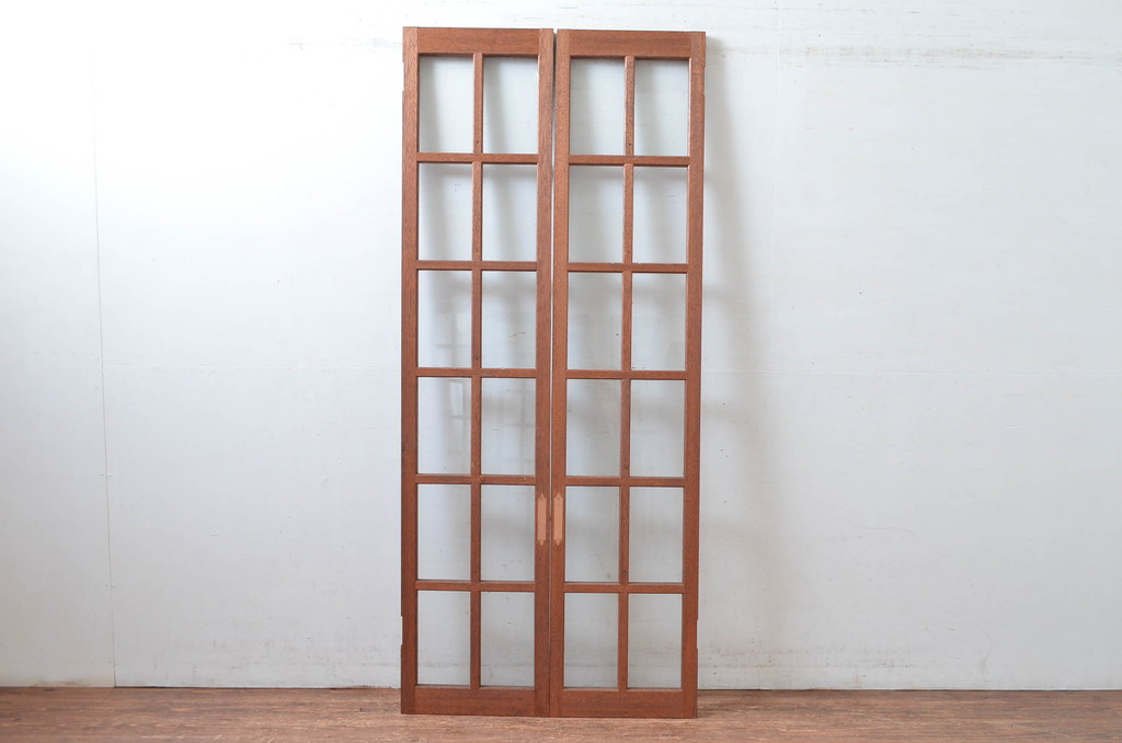 アンティーク建具　レトロな雰囲気漂う両開き扉1対2枚セット (ガラス扉、ドア)(R-081579)