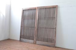 アンティーク建具　木の温もりを感じるルーバー引き戸2枚セット(ルーバー戸、ジャロジー戸、雨戸、木製)(R-063746)