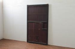 アンティーク建具　上手物!!　腰板欅(ケヤキ)材　素朴な木味が魅力的な作りの良い玄関戸2枚セット(引き戸、ガラス戸)(R-081081)