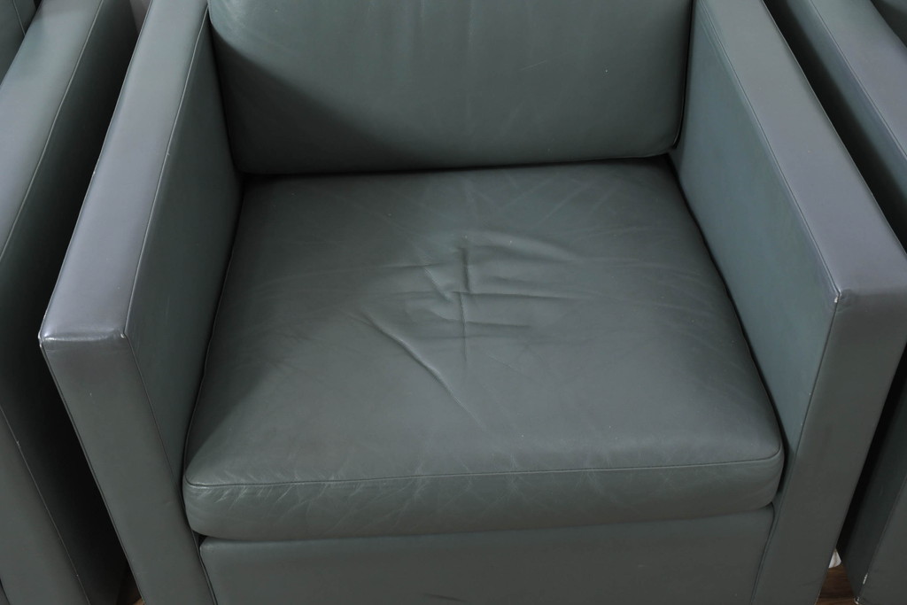 アメリカビンテージ　高級輸入家具　Knoll(ノル)　フィスターコレクション　総革の贅沢な1人掛けラウンジソファ4脚セット(レザー、一人掛け、1Pソファ、アームソファ、ヴィンテージ、ノール、バラ売り可能)(現行定価4脚で約280万円)(R-081163)