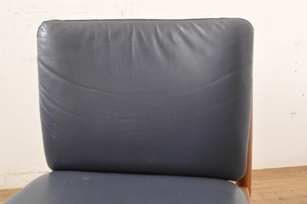 和製ビンテージ　日田工芸　チーク材　無垢材　本革(レザー)　落ち着きのある色合いで大人の空間を演出するチェア4脚セット(イス、椅子、ダイニングチェア、ヴィンテージ)(R-066670)