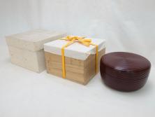 太明成化年製　古伊万里　染付　蛸唐草文　松竹梅図　1尺3寸皿　約42cm　繊細な美しい絵付けに魅了される大皿(一尺三寸、和食器、和皿)(R-073180)