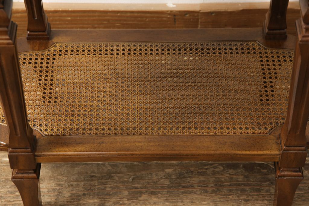 中古　美品　DREXEL HERITAGE(ドレクセルヘリテイジ)　Cameo Classics(キャメオクラシックス)　クラシカルな空間を演出するサイドテーブル(定価約24万円)(コーヒーテーブル、エンドテーブル)(R-055545)