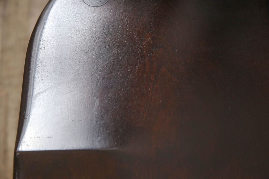 中古　松本民芸家具　#91型　落ち着きのある大人カフェ風インテリアが叶うキャプテンチェア(アームチェア、板座チェア、椅子、ダイニングチェア、イス)(R-059986)