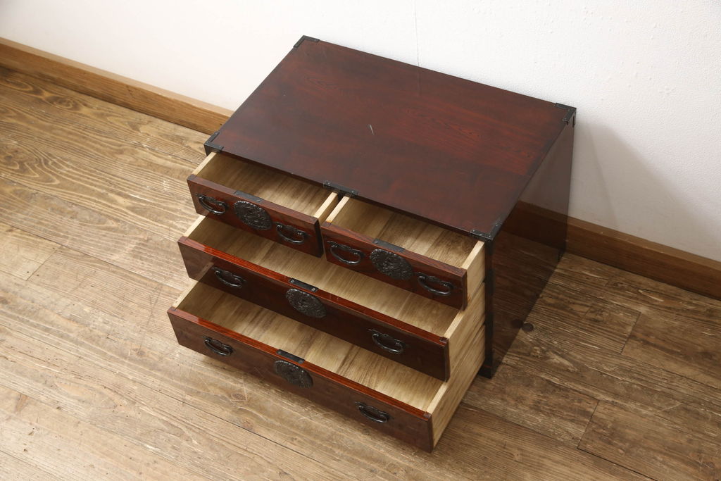 中古　美品　漆塗　国産民芸家具　和の趣あふれる小引き出し(小抽斗、小物収納、卓上収納)(R-054735)