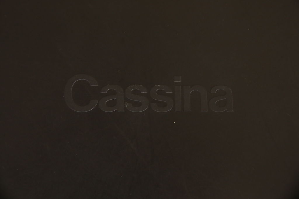 中古　Cassina(カッシーナ)　412　CAB(キャブ)　MARIO BELLINI(マリオベリーニ)　アイボリー　シンプルモダンな空間づくりに活躍するアームレスチェア(ダイニングチェア、椅子、イス)(定価約21万円)(R-059600)