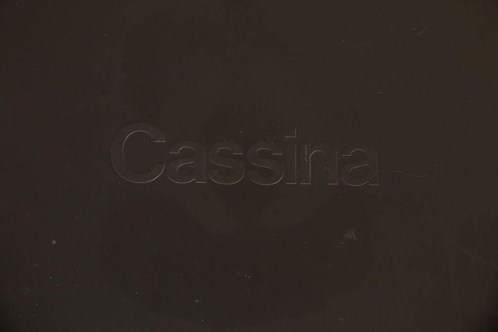 中古　Cassina(カッシーナ)　412　CAB(キャブ)　MARIO BELLINI(マリオベリーニ)　アイボリー　シンプルモダンな空間づくりに活躍するアームレスチェア(ダイニングチェア、椅子、イス)(定価約21万円)(R-059601)