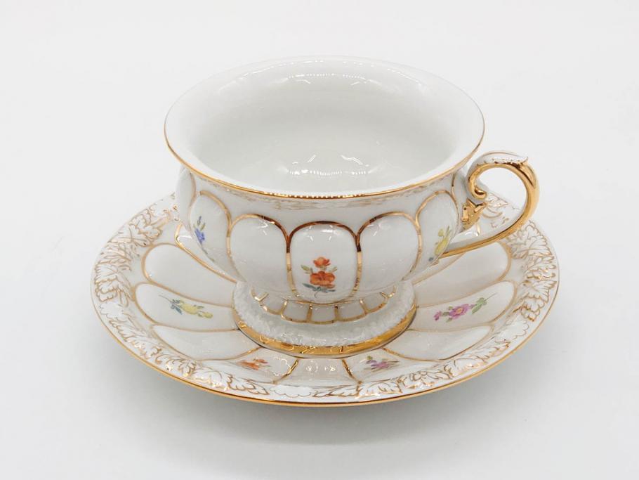 ドイツ　マイセン　Meissen　金彩　宮廷の小花　Xフォーム　ゴールドの装飾が優美な印象を与えるトリオセット(散らし小花、カップ&ソーサー、C&S、プレート、皿、洋食器)(R-075788)