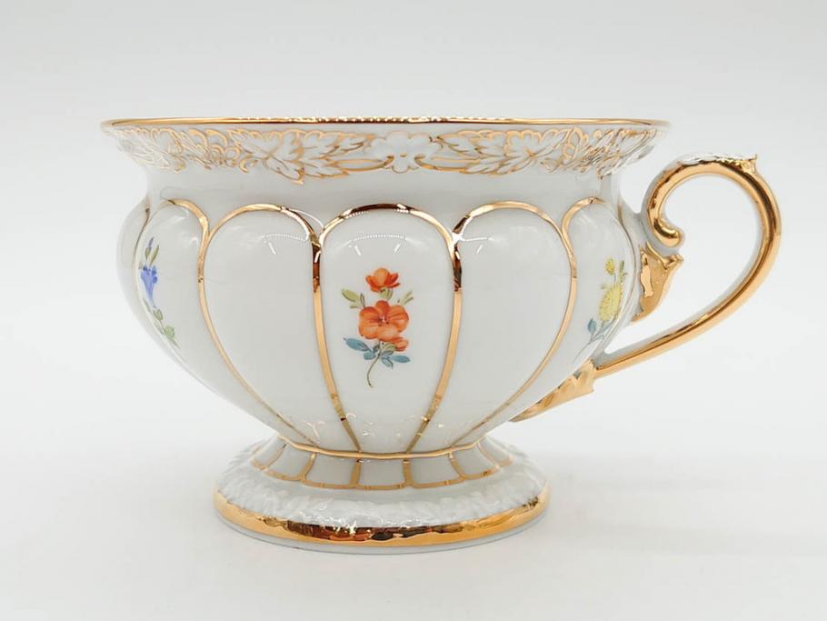 ドイツ　マイセン　Meissen　金彩　宮廷の小花　Xフォーム　ゴールドの装飾が優美な印象を与えるトリオセット(散らし小花、カップ&ソーサー、C&S、プレート、皿、洋食器)(R-075788)