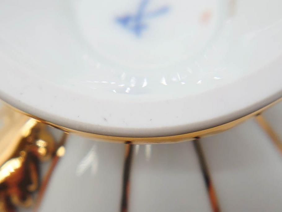 ドイツ　マイセン　Meissen　金彩　宮廷の小花　Xフォーム　ゴールドの装飾が優美な印象を与えるトリオセット(散らし小花、カップ&ソーサー、C&S、プレート、皿、洋食器)(R-075788)