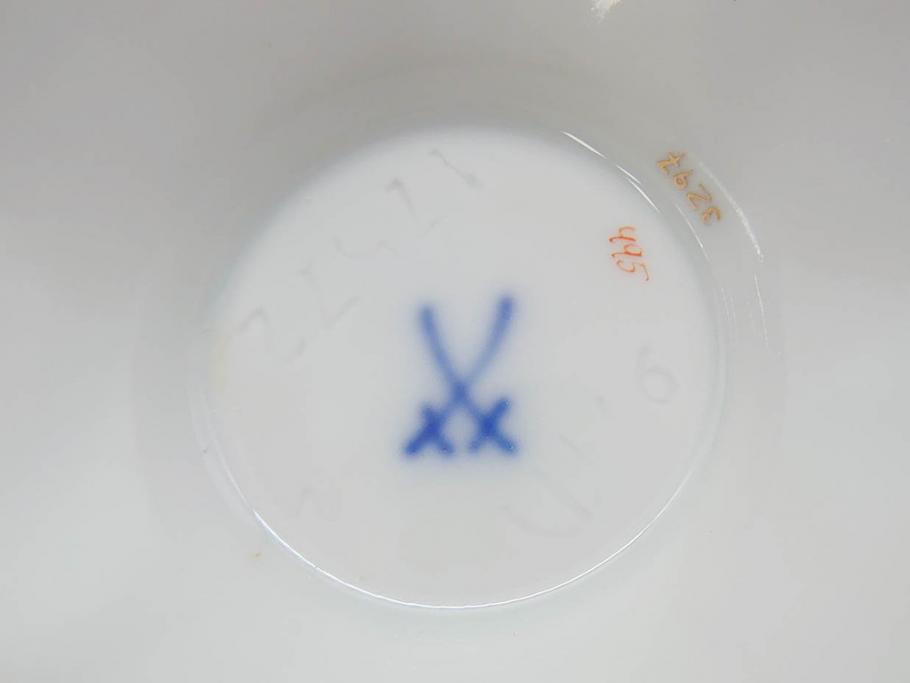 ドイツ　マイセン　Meissen　金彩　宮廷の小花　Xフォーム　ゴールドの装飾が優美な印象を与えるトリオセット(散らし小花、カップ&ソーサー、C&S、プレート、皿、洋食器)(R-075788)