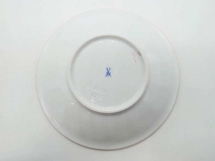 ドイツ　マイセン　Meissen　金彩　宮廷の小花　Xフォーム　ゴールドの装飾が優美な印象を与えるトリオセット(散らし小花、カップ&ソーサー、C&S、プレート、皿、洋食器)(R-075788)