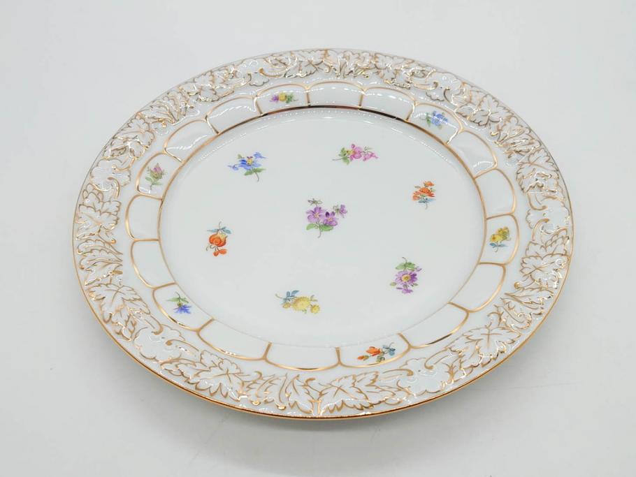ドイツ　マイセン　Meissen　金彩　宮廷の小花　Xフォーム　ゴールドの装飾が優美な印象を与えるトリオセット(散らし小花、カップ&ソーサー、C&S、プレート、皿、洋食器)(R-075788)