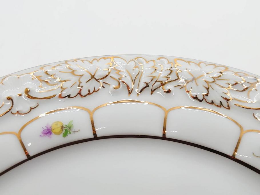 ドイツ　マイセン　Meissen　金彩　宮廷の小花　Xフォーム　ゴールドの装飾が優美な印象を与えるトリオセット(散らし小花、カップ&ソーサー、C&S、プレート、皿、洋食器)(R-075788)