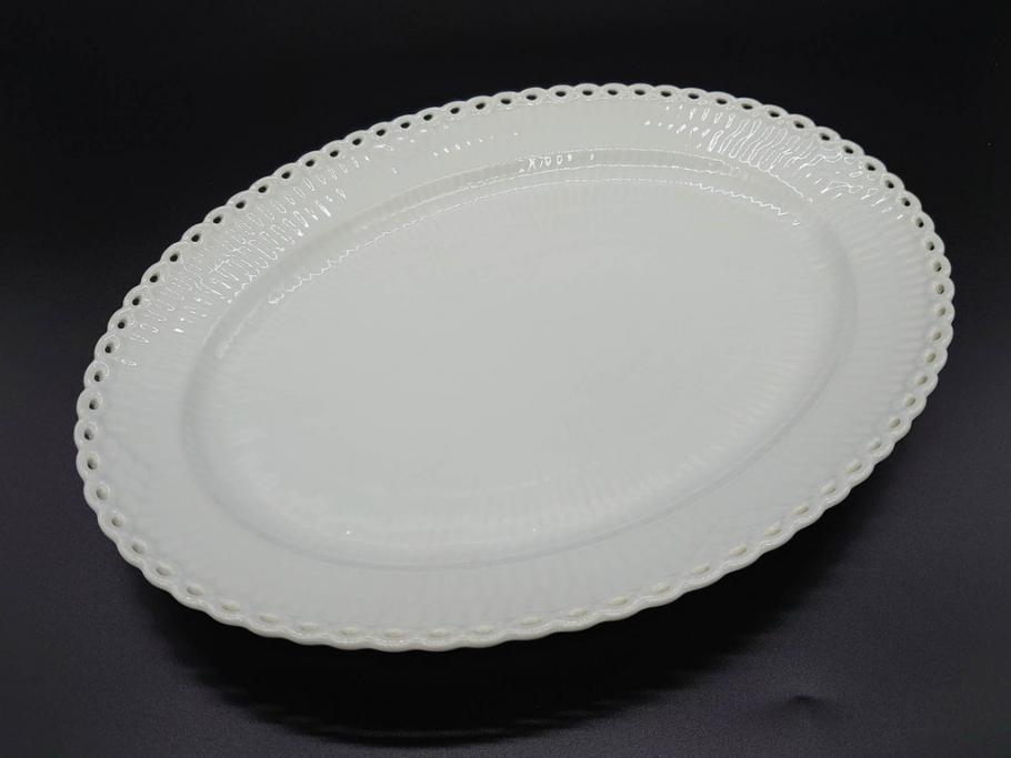 稀少　デンマーク　ROYAL COPENHAGEN(ロイヤルコペンハーゲン)　White Fluted Full Lace　ホワイトフルーテッド フルレース　美しいデザインが優雅さを演出するプレート4枚セット(皿、洋食器)(R-075791)