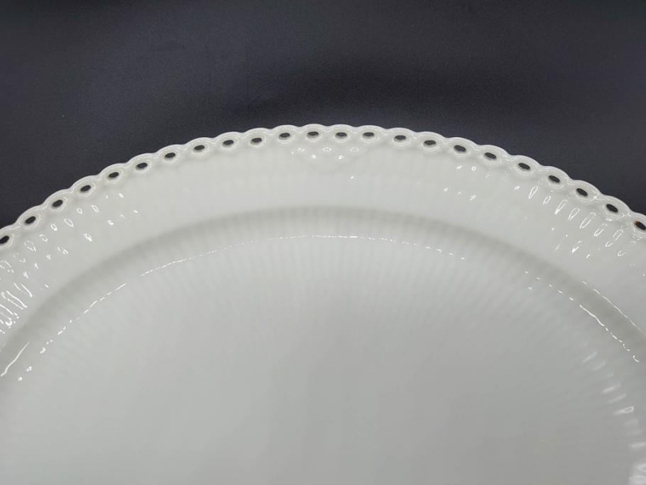 稀少　デンマーク　ROYAL COPENHAGEN(ロイヤルコペンハーゲン)　White Fluted Full Lace　ホワイトフルーテッド フルレース　美しいデザインが優雅さを演出するプレート4枚セット(皿、洋食器)(R-075791)