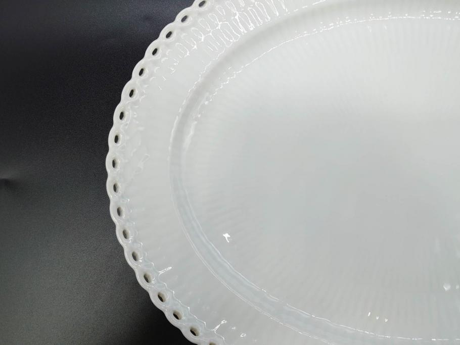 稀少　デンマーク　ROYAL COPENHAGEN(ロイヤルコペンハーゲン)　White Fluted Full Lace　ホワイトフルーテッド フルレース　美しいデザインが優雅さを演出するプレート4枚セット(皿、洋食器)(R-075791)