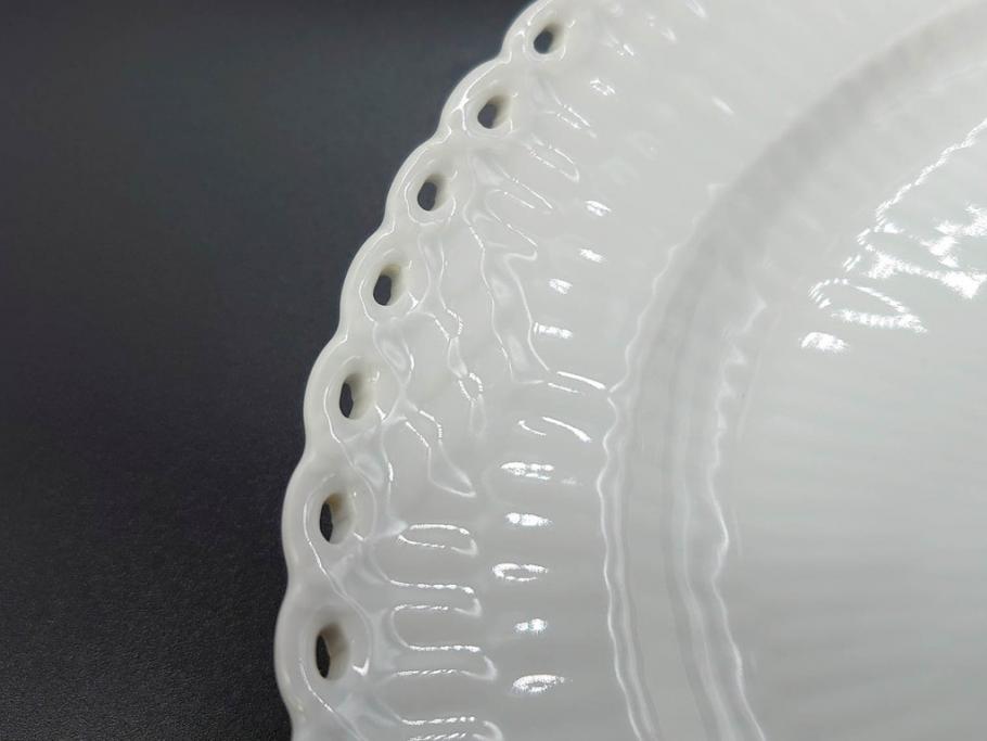 稀少　デンマーク　ROYAL COPENHAGEN(ロイヤルコペンハーゲン)　White Fluted Full Lace　ホワイトフルーテッド フルレース　美しいデザインが優雅さを演出するプレート4枚セット(皿、洋食器)(R-075791)
