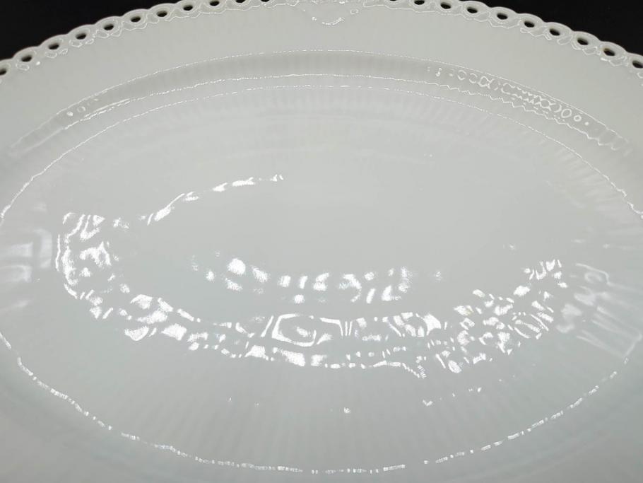 稀少　デンマーク　ROYAL COPENHAGEN(ロイヤルコペンハーゲン)　White Fluted Full Lace　ホワイトフルーテッド フルレース　美しいデザインが優雅さを演出するプレート4枚セット(皿、洋食器)(R-075791)