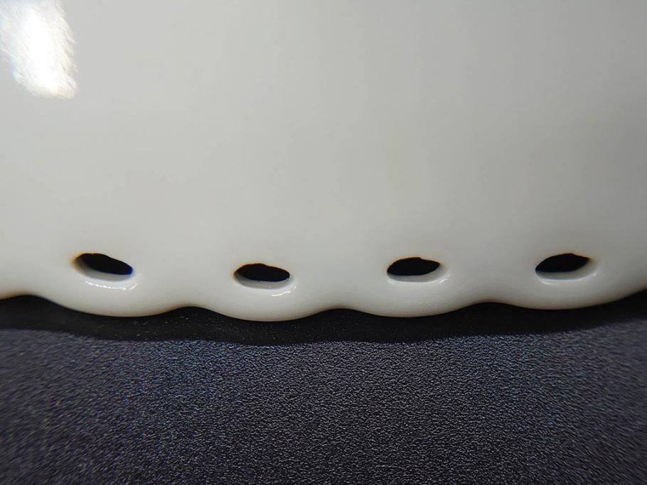 稀少　デンマーク　ROYAL COPENHAGEN(ロイヤルコペンハーゲン)　White Fluted Full Lace　ホワイトフルーテッド フルレース　美しいデザインが優雅さを演出するプレート4枚セット(皿、洋食器)(R-075791)