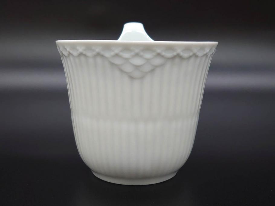 デンマーク　ROYAL COPENHAGEN(ロイヤルコペンハーゲン)　ホワイトフルーテッド ハーフレース　ブルーフラワー カーブ　ハイハンドル 気品漂う佇まいが魅力のカップ&ソーサー3客セット(White Fluted、C&S、洋食器)(R-075792)