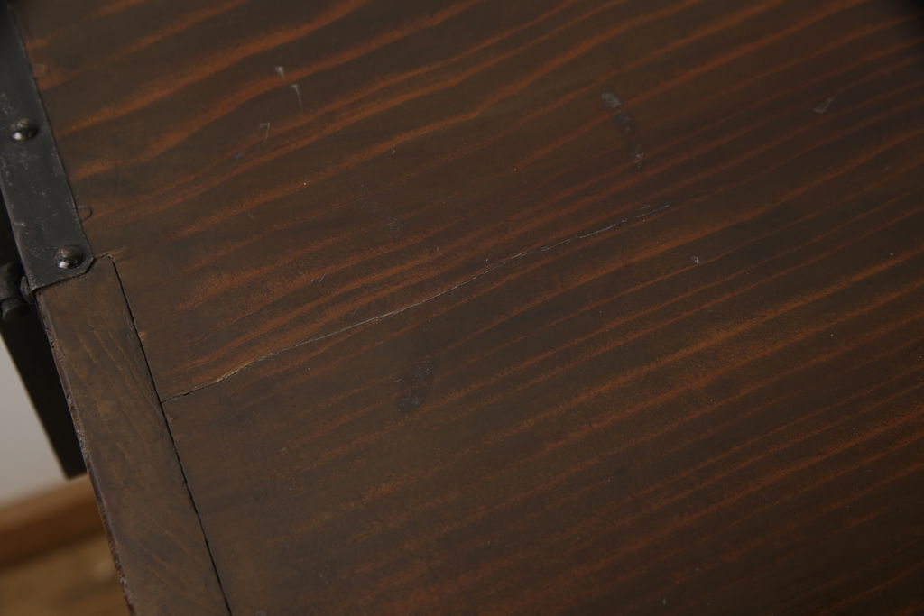 和製アンティーク　前面ケヤキ材(欅)　重厚感ある金具の立派な岩谷堂時代箪笥(岩谷堂箪笥、仙台箪笥、和タンス、収納箪笥)(R-057876)
