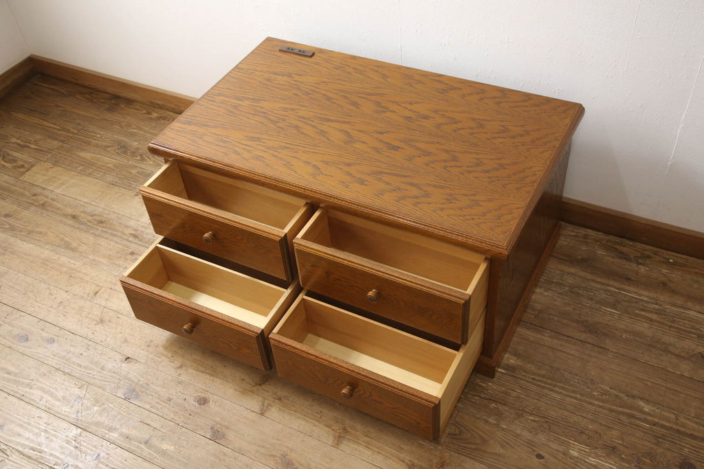 中古　カントリーハウス　秋山木工　シンプルで使い勝手のいいローチェスト(チェスト、引き出し、ローボード)(R-052423)