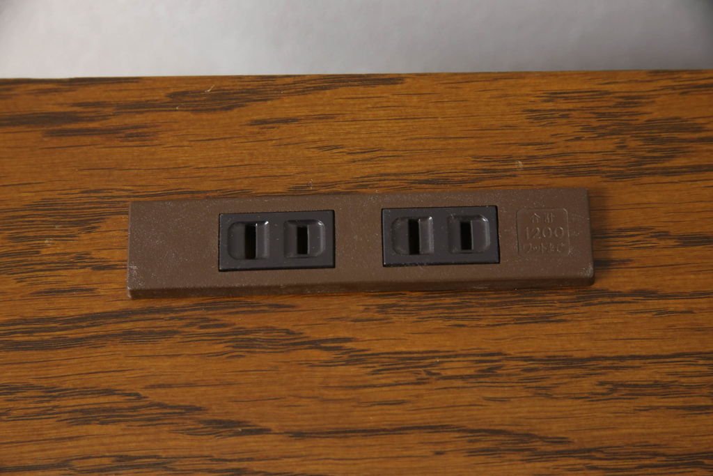 中古　カントリーハウス　秋山木工　シンプルで使い勝手のいいローチェスト(チェスト、引き出し、ローボード)(R-052423)