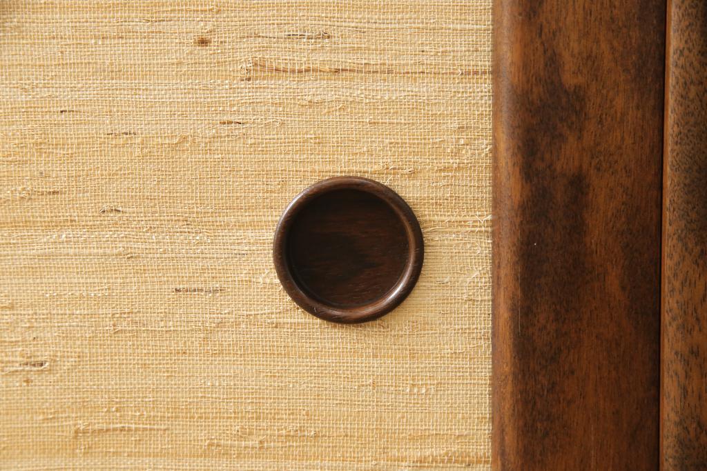 中古　九州民芸家具　カバ材　渋い色合いが魅力的な茶棚(飾り棚、茶箪笥、収納棚)(R-055099)