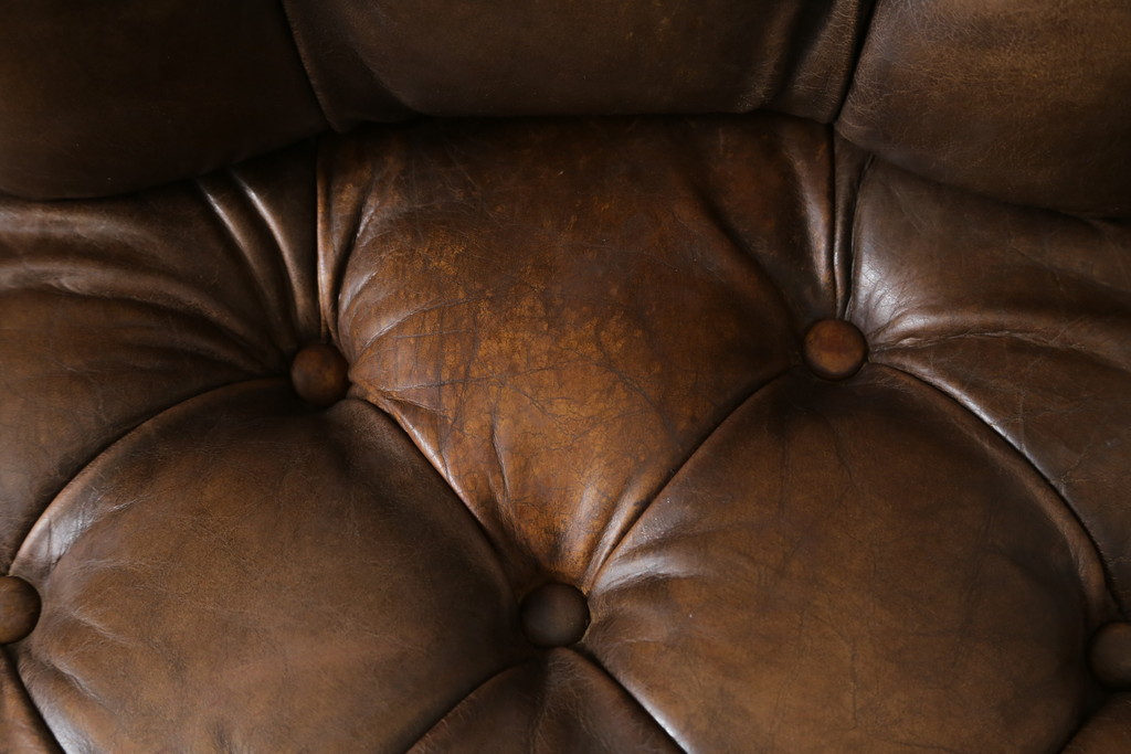 中古　ハロ(HALO)　アスプルンド(ASPLUND)取り扱い　CHESTER CHAIR(チェスターチェア)　重厚感のある佇まいが魅力的なチェア2脚セット(ダイニングチェア、椅子、イス)(R-065174)