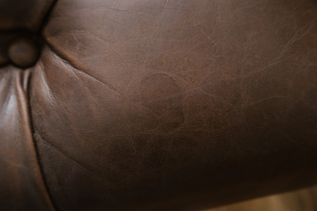 中古　ハロ(HALO)　アスプルンド(ASPLUND)取り扱い　CHESTER CHAIR(チェスターチェア)　重厚感のある佇まいが魅力的なチェア2脚セット(ダイニングチェア、椅子、イス)(R-065174)