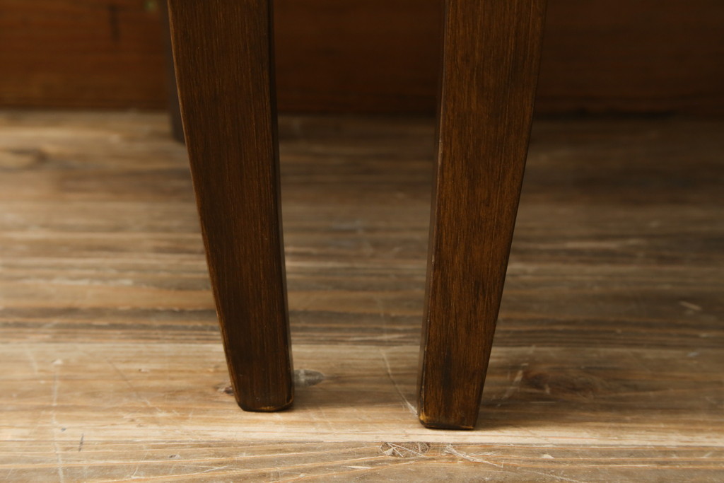 中古　ハロ(HALO)　アスプルンド(ASPLUND)取り扱い　CHESTER CHAIR(チェスターチェア)　重厚感のある佇まいが魅力的なチェア2脚セット(ダイニングチェア、椅子、イス)(R-065174)