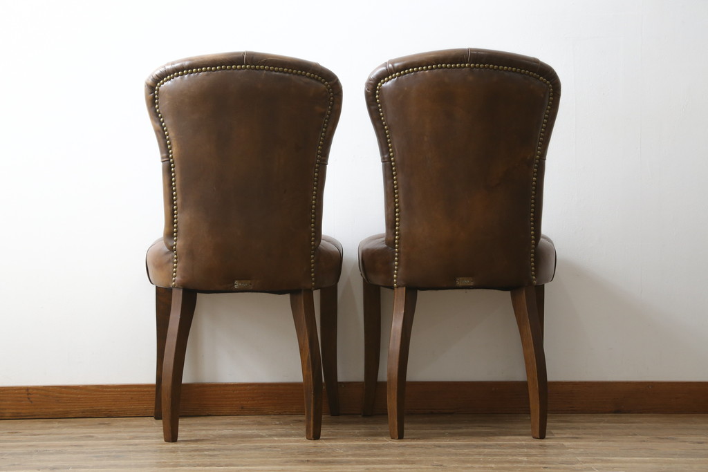 中古　ハロ(HALO)　アスプルンド(ASPLUND)取り扱い　CHESTER CHAIR(チェスターチェア)　重厚感のある佇まいが魅力的なチェア2脚セット(ダイニングチェア、椅子、イス)(R-065174)