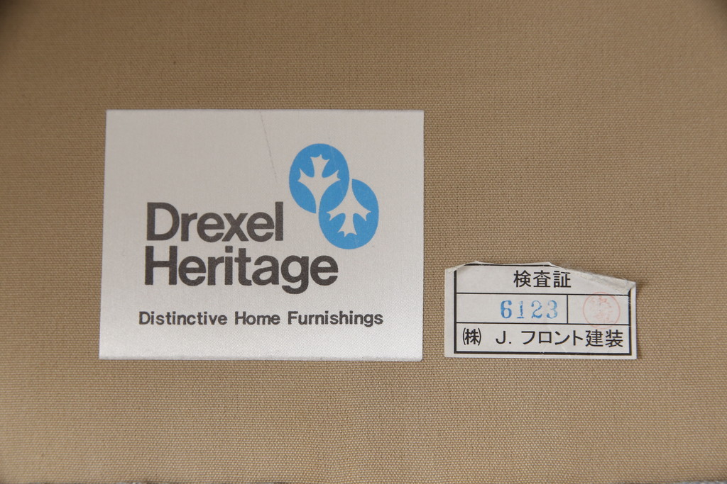 中古　超美品　DREXEL HERITAGE(ドレクセルヘリテイジ)　アップホルスタリ―　気品ある佇まいが美しい1人掛けソファ(一人掛けソファ、アームチェア)(定価約62万円)(R-068226)