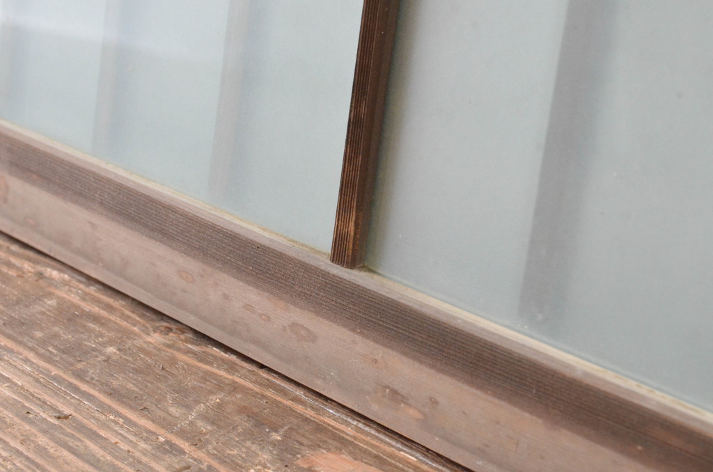アンティーク建具　和の雰囲気溢れるガラス入り格子欄間2枚セット(明り取り、明かり取り)(R-065296)