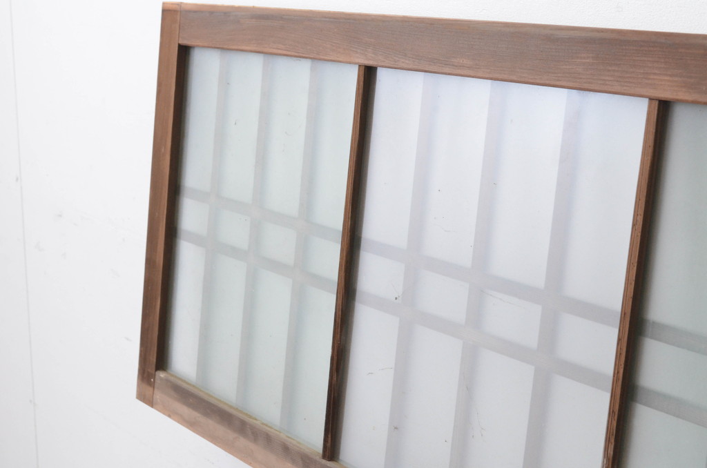 アンティーク建具　和の雰囲気溢れるガラス入り格子欄間2枚セット(明り取り、明かり取り)(R-065300)