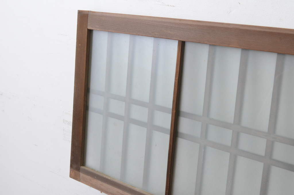 アンティーク建具　和の雰囲気溢れるガラス入り格子欄間2枚セット(明り取り、明かり取り)(R-065301)