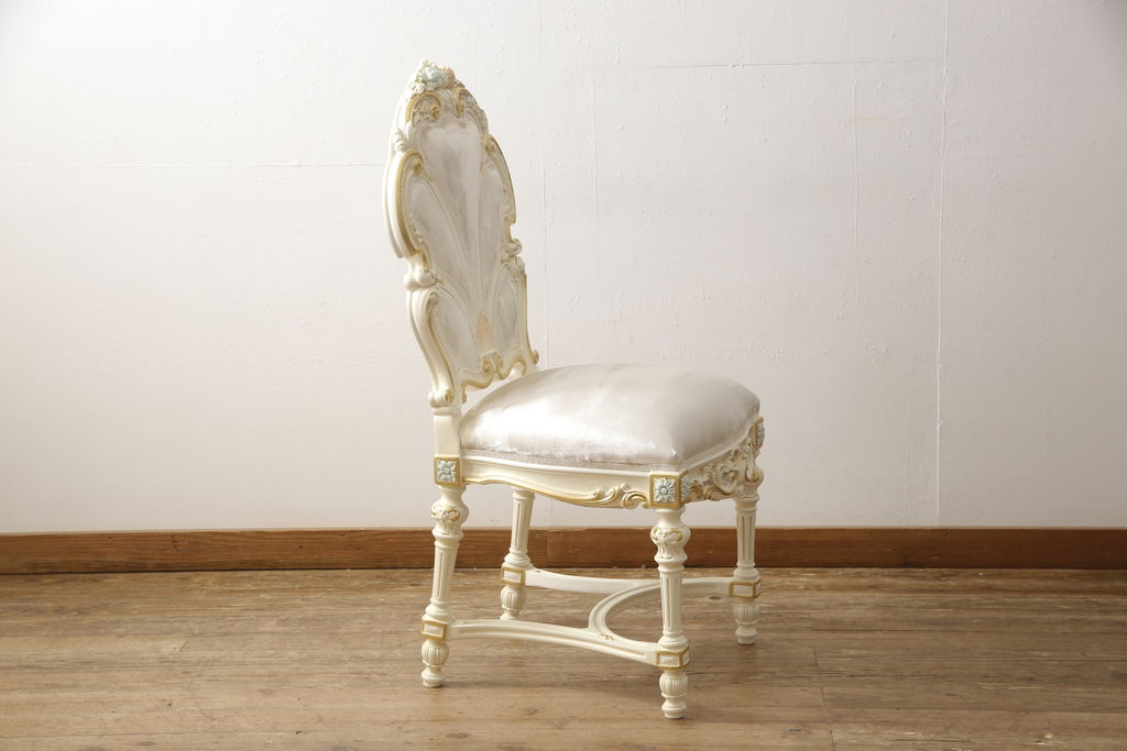 中古　美品　イタリア高級家具　SILIK(シリック)　FIDIAシリーズ　ロココ調　細部まで凝った造りが美しいダイニングチェア(定価約50万円)(椅子、イス、サロンチェア)(R-060294)