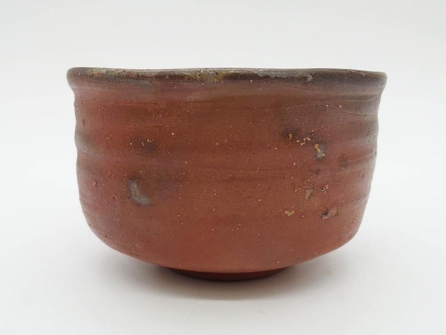 重要無形文化財　人間国宝　山本陶秀　備前焼　約12cm　4寸　深みのある色合いが上品な和の雰囲気を高める茶碗(和食器、抹茶碗、茶道具、茶器、共箱付き、四寸)(R-075878)