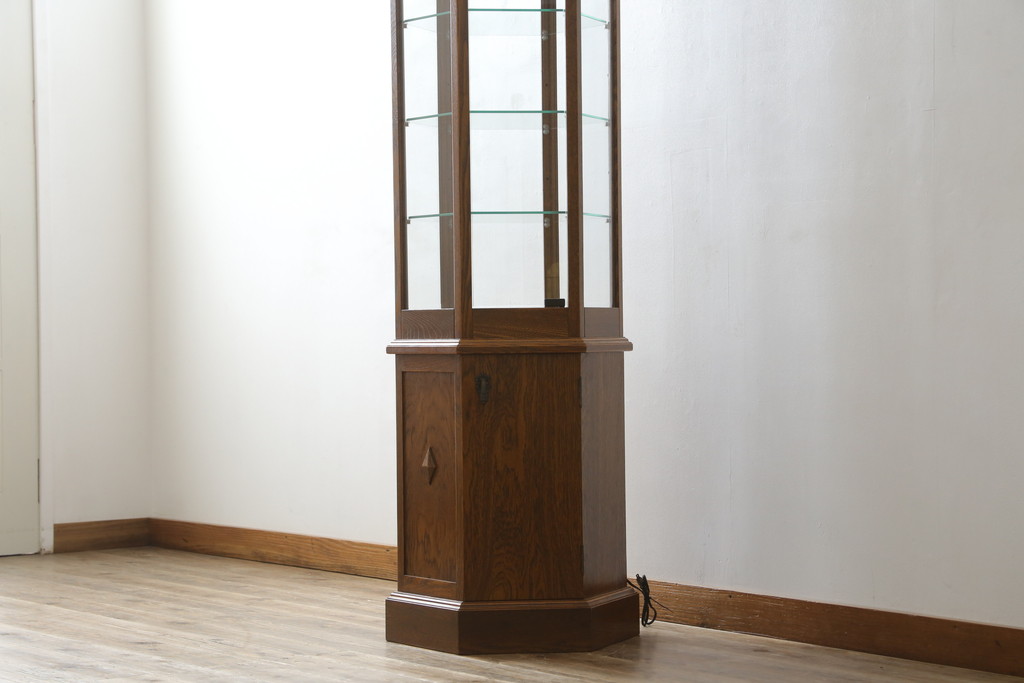 中古　美品　インテルナ南條　洗練された佇まいが魅力的なヘキサゴン縦型キュリオケース(飾り棚、ガラスケース、ショーケース、コレクションケース、キャビネット)(定価約40万円)(R-077671)